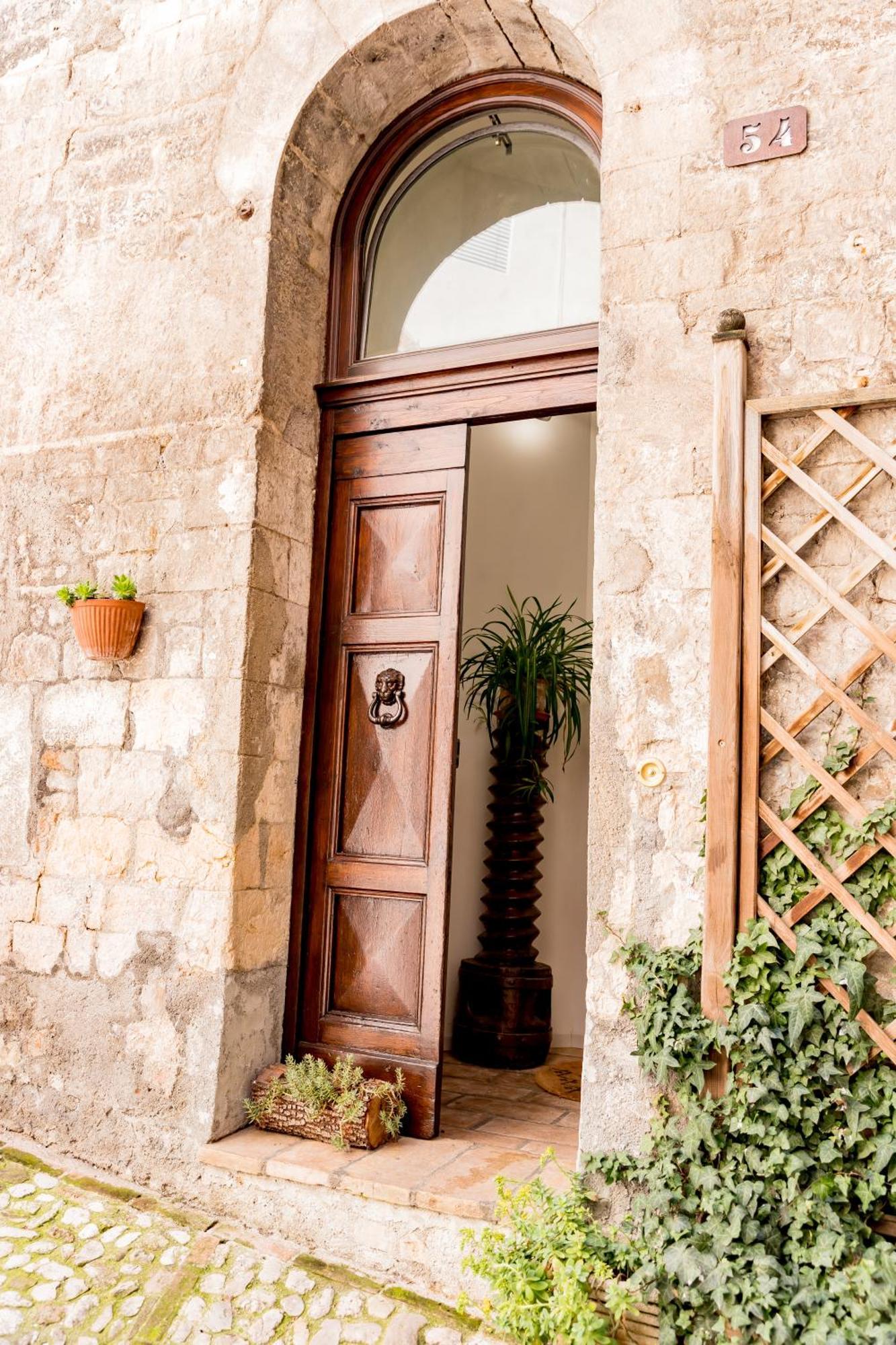 Appartamento In Centro Via Porta Fuga Spoleto Ngoại thất bức ảnh